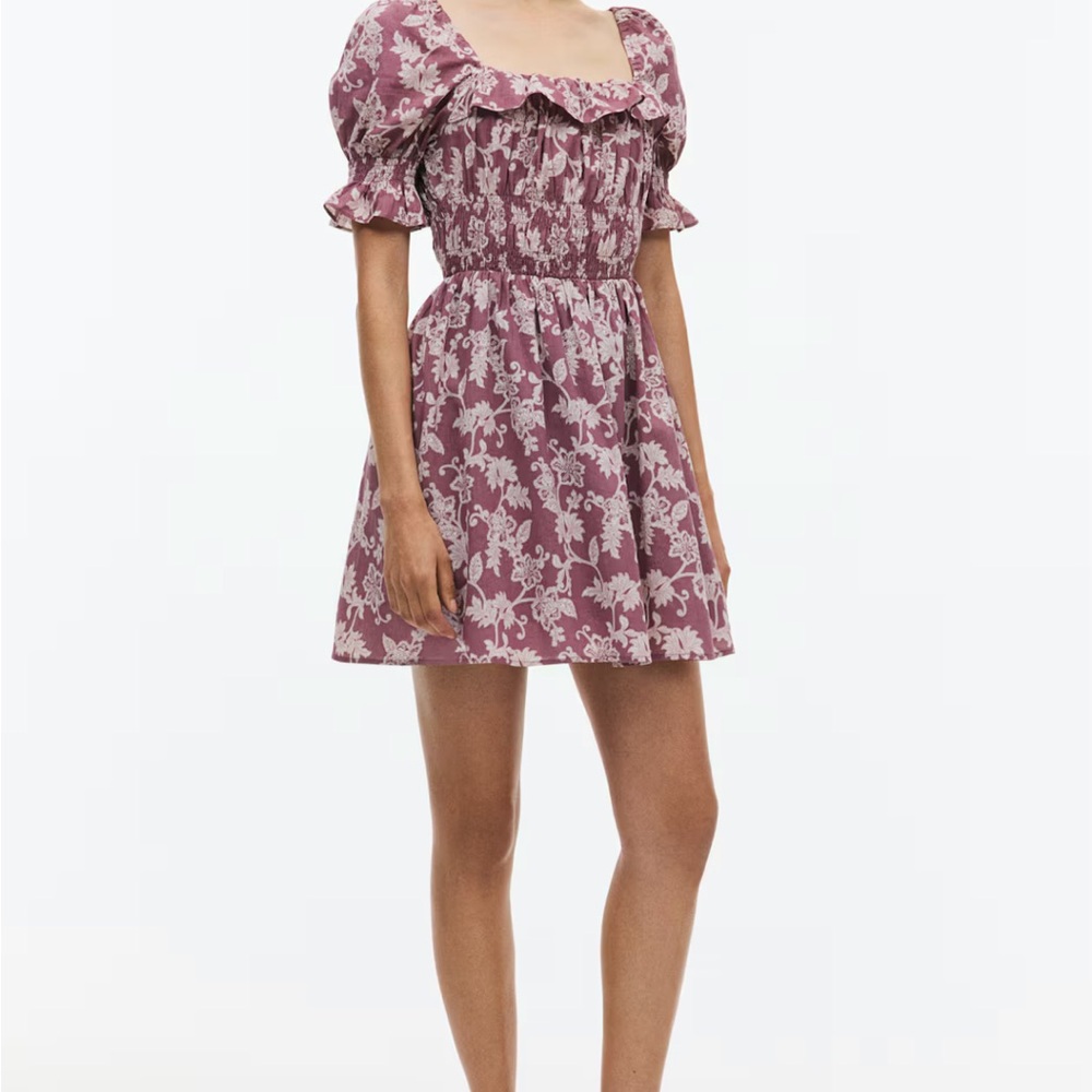 NWT H&M FRILL-TRIMMED CRÊPE DRESS
